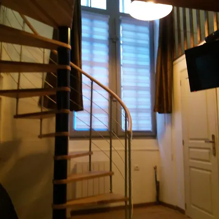 Appartement La Nuit Au Coeur De Limoux